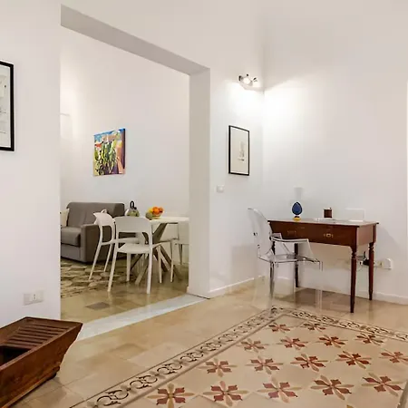 The Cement Tiles דירה