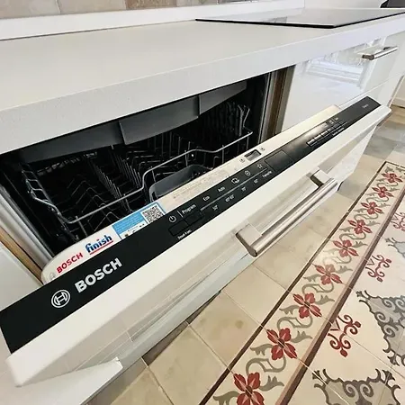 Apartment The Cement Tiles *