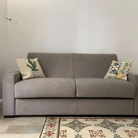 Apartment The Cement Tiles